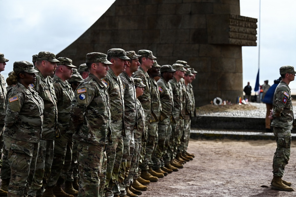 29th ID, V Corps commemorates D-Day at Omaha Beach Signal Monument