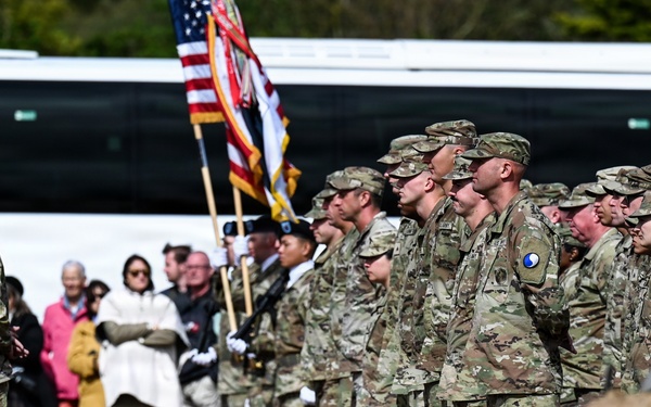 29th ID, V Corps commemorates D-Day at Omaha Beach Signal Monument