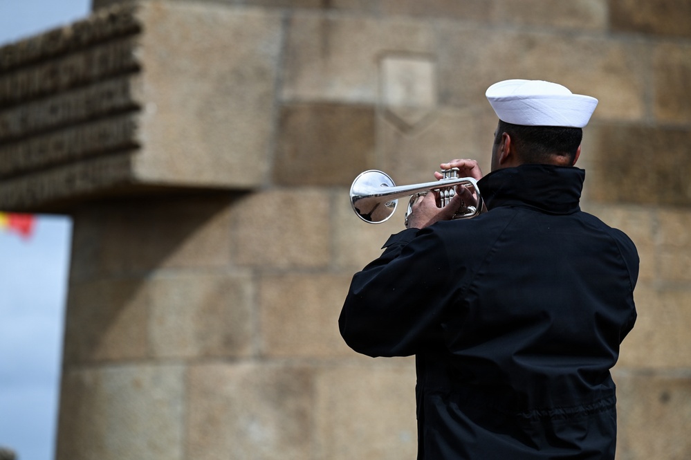 29th ID, V Corps commemorates D-Day at Omaha Beach Signal Monument