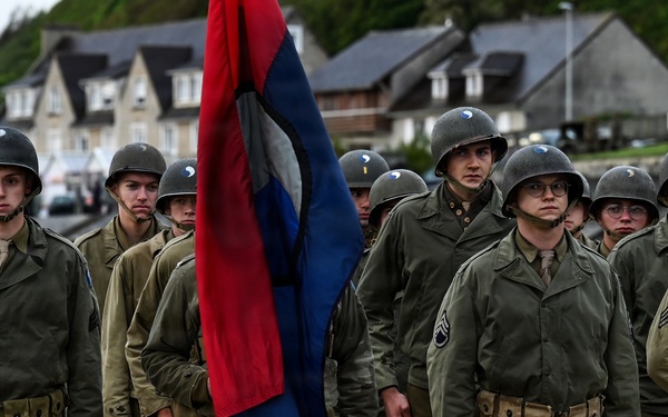 CNGB officiates 29th ID Soldier’s reenlistment on Omaha Beach