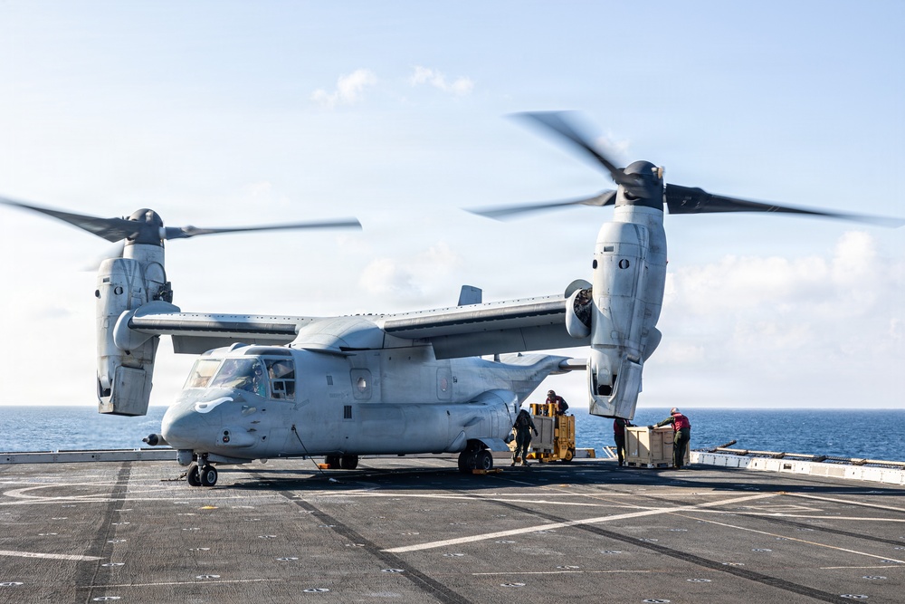 11th MEU Marines Conduct Flight Operations Aboard USS Portland