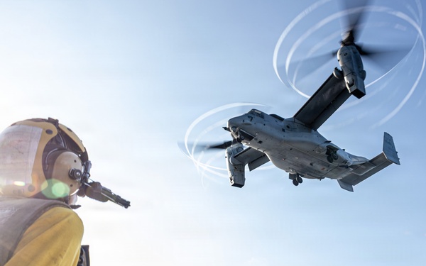 11th MEU Marines Conduct Flight Operations Aboard USS Portland