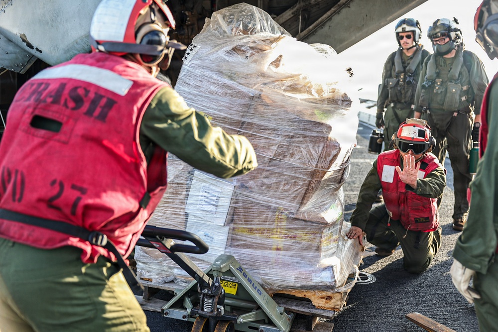 11th MEU Marines Conduct Flight Operations Aboard USS Portland