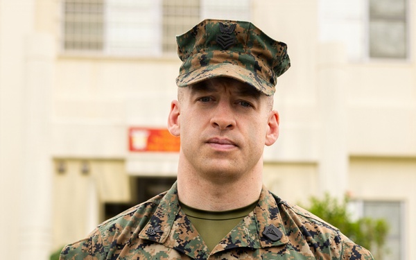 Marines with 4th Marine Regiment Provide Life-Saving Aid while Conducting Leadership Courses in Chatan