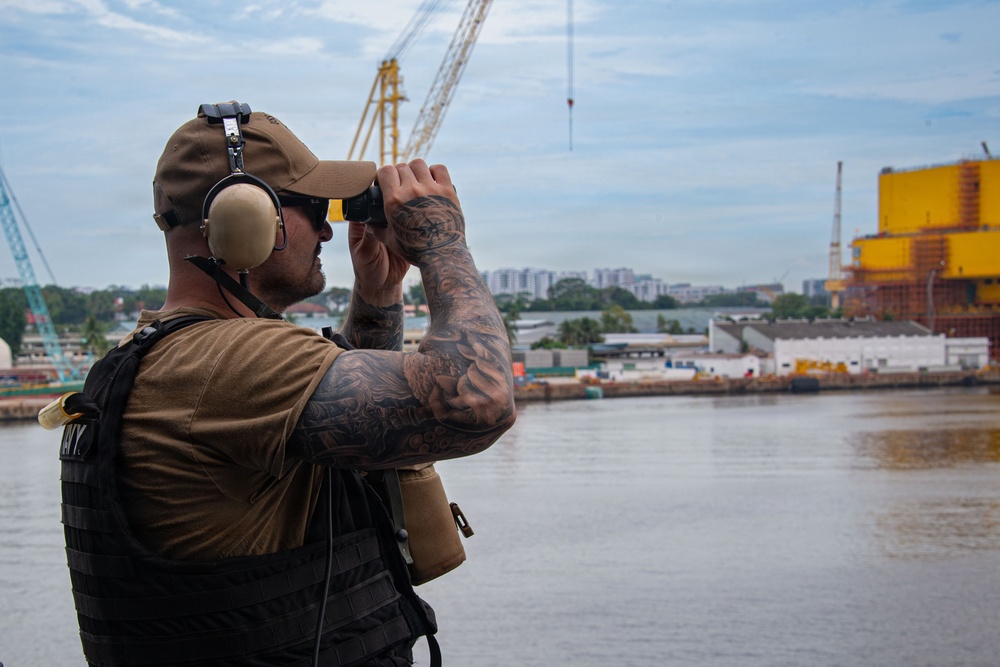 USS Boxer Transits Singapore Strait