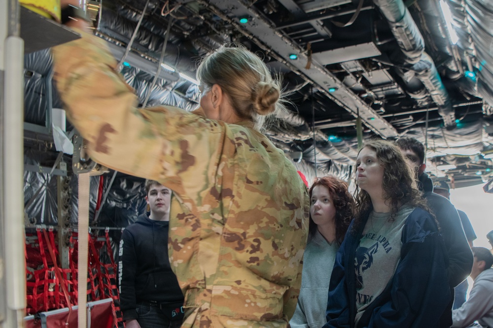 Students attend 137th SOW’s student flight fest