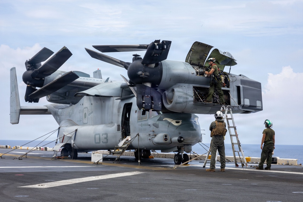 DVIDS - Images - USS Boxer Conducts Daily Operations [Image 4 of 5]