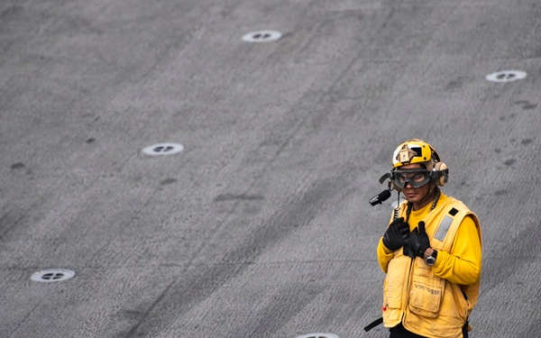 USS Boxer Conducts Flight Operations