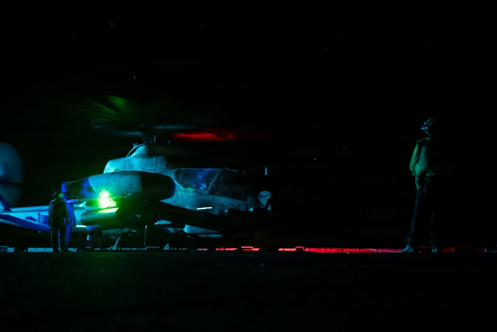 USS Boxer Conducts Nighttime Flight Operations