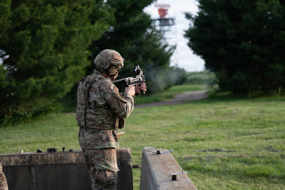 M320 grenade launcher training