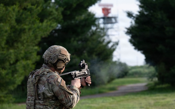 M320 grenade launcher training