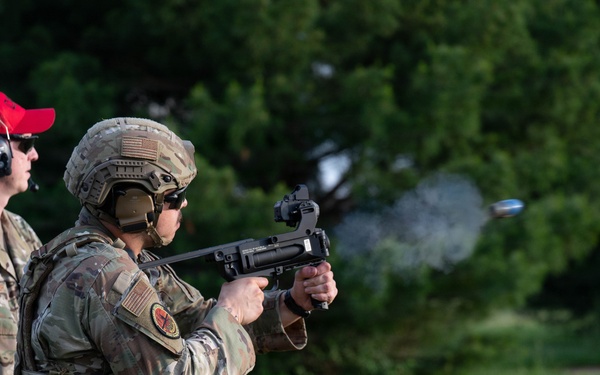 M320 grenade launcher training