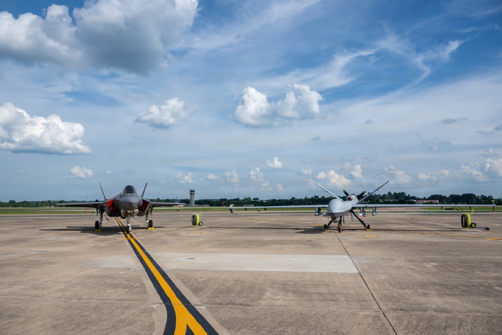 188th Hosts 147th Attack Wing for First-of-Its-Kind MQ-9 ACE Exercise at Ebbing