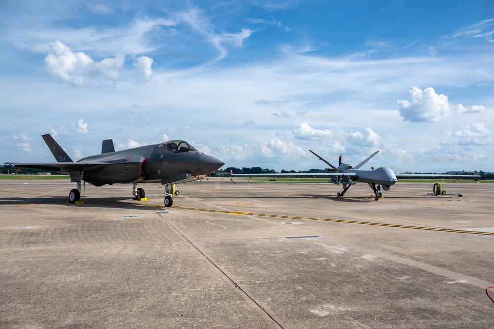 188th Hosts 147th Attack Wing for First-of-Its-Kind MQ-9 ACE Exercise at Ebbing