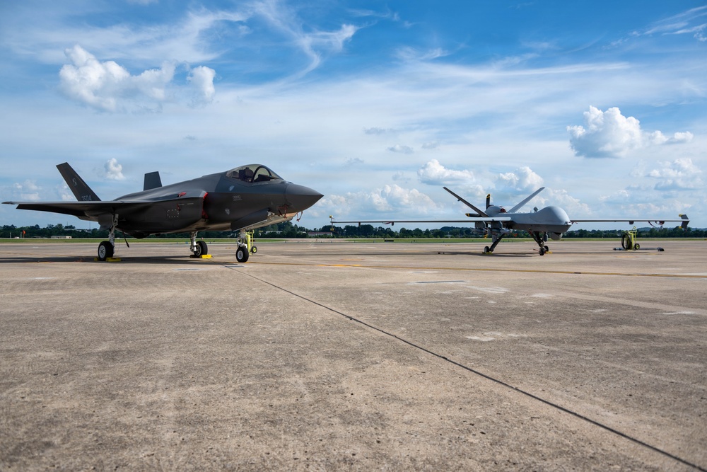 188th Hosts 147th Attack Wing for First-of-Its-Kind MQ-9 ACE Exercise at Ebbing