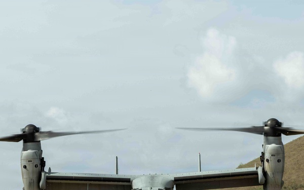 LCF-24: MV-22B Touch and Go