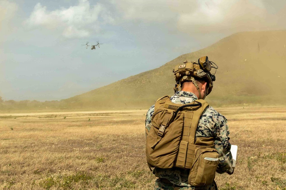 LCF-24: MV-22B Touch and Go
