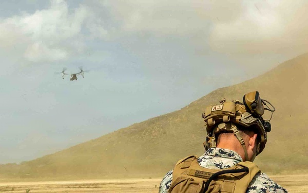 LCF-24: MV-22B Touch and Go