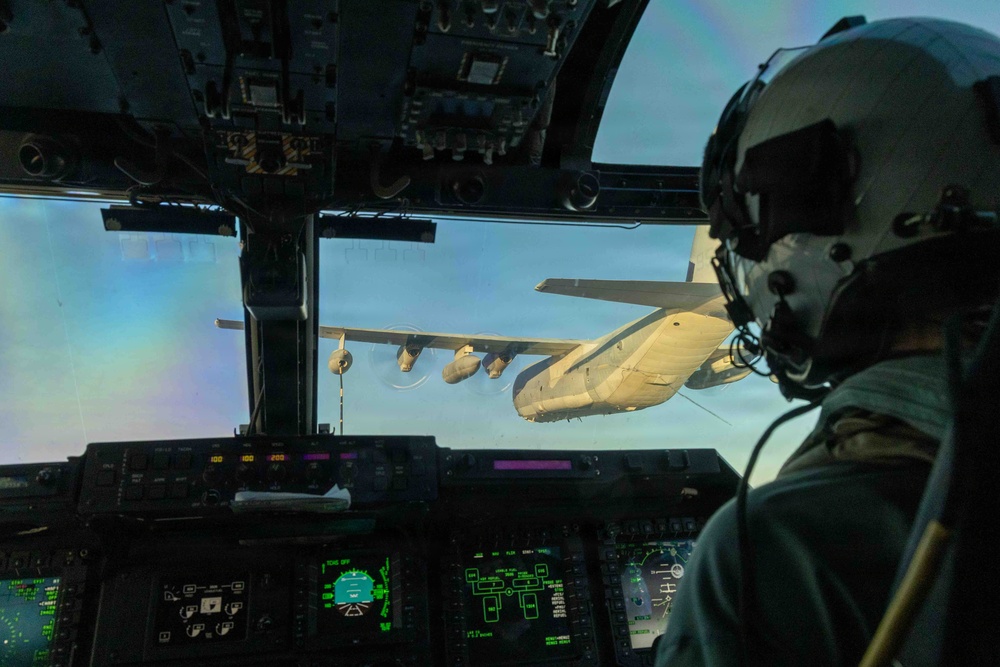 LCF-24: In Flight Refueling