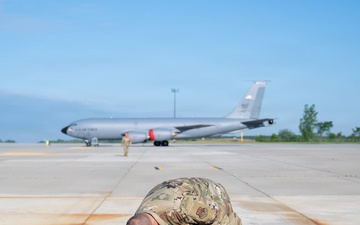 914th Air Refueling Wing Airmen conduct FOD walk