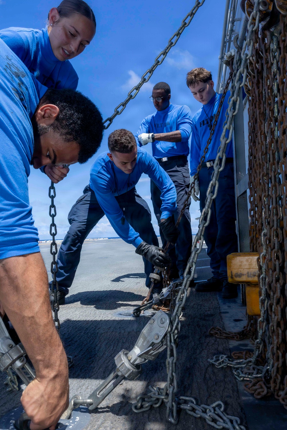 USS Kearsarge Conducts Flight Deck Training