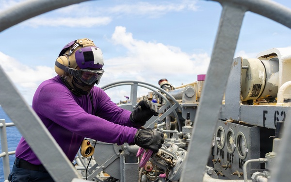 USS Kearsarge Conducts Routine Operations