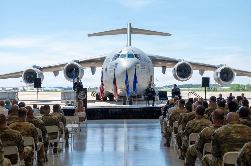 145th Airlift Wing welcomes new commander during change of command ceremony