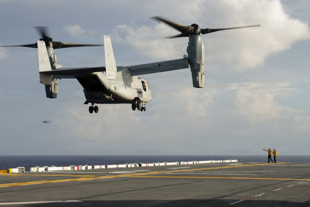 USS Kearsarge Conducts Flight Operations