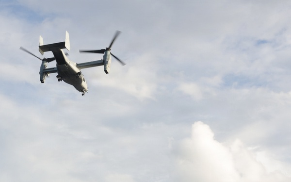 USS Kearsarge Conducts Flight Operations