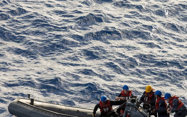USS Kearsarge Conducts Routine Operations
