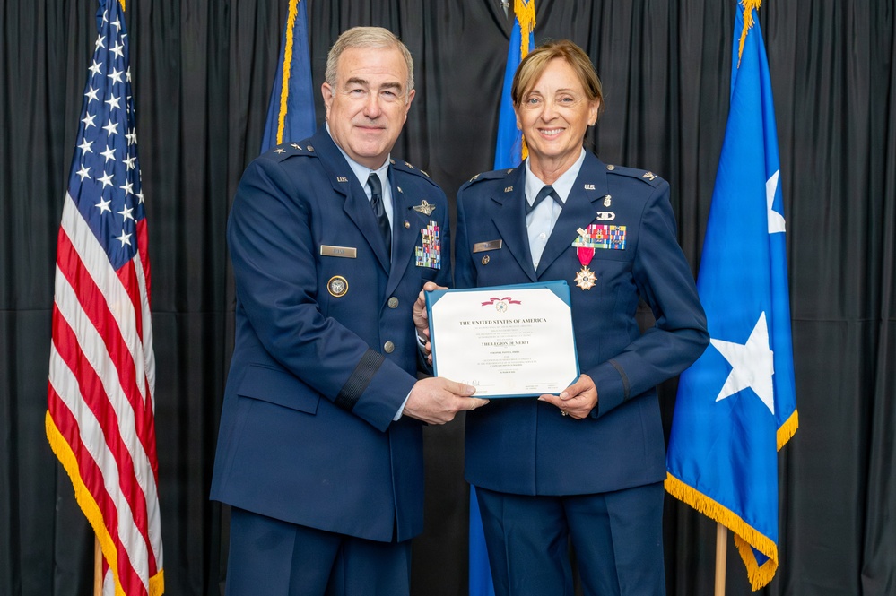 Col. Patti Fries honored during retirement ceremony