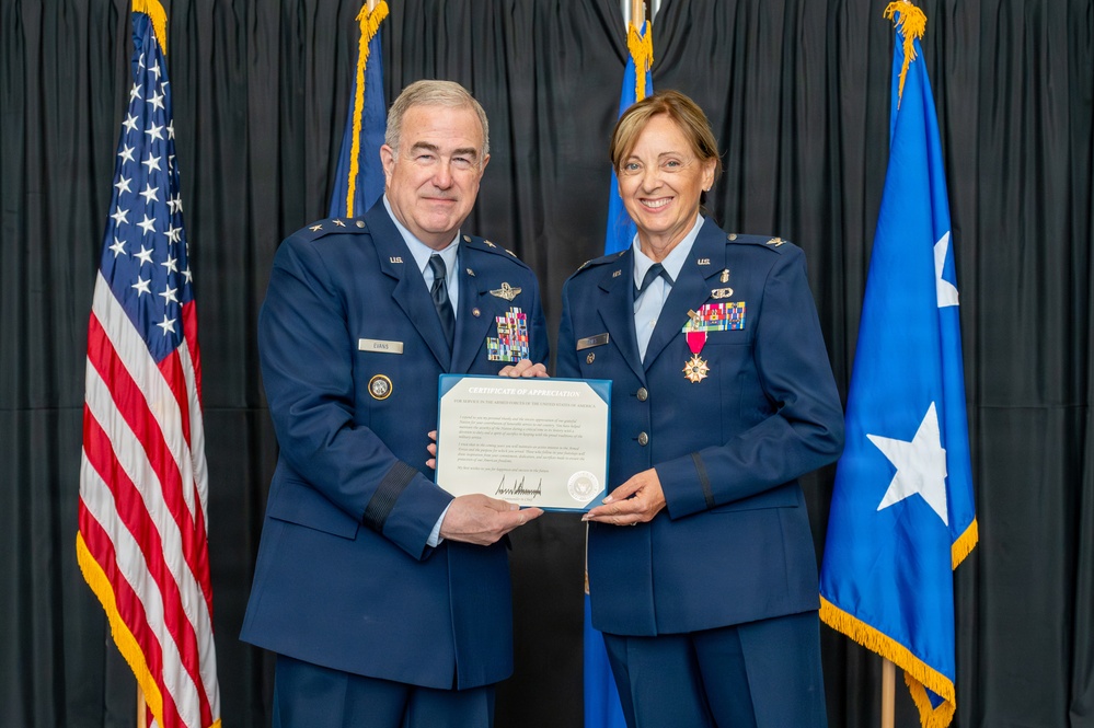 Col. Patti Fries honored during retirement ceremony