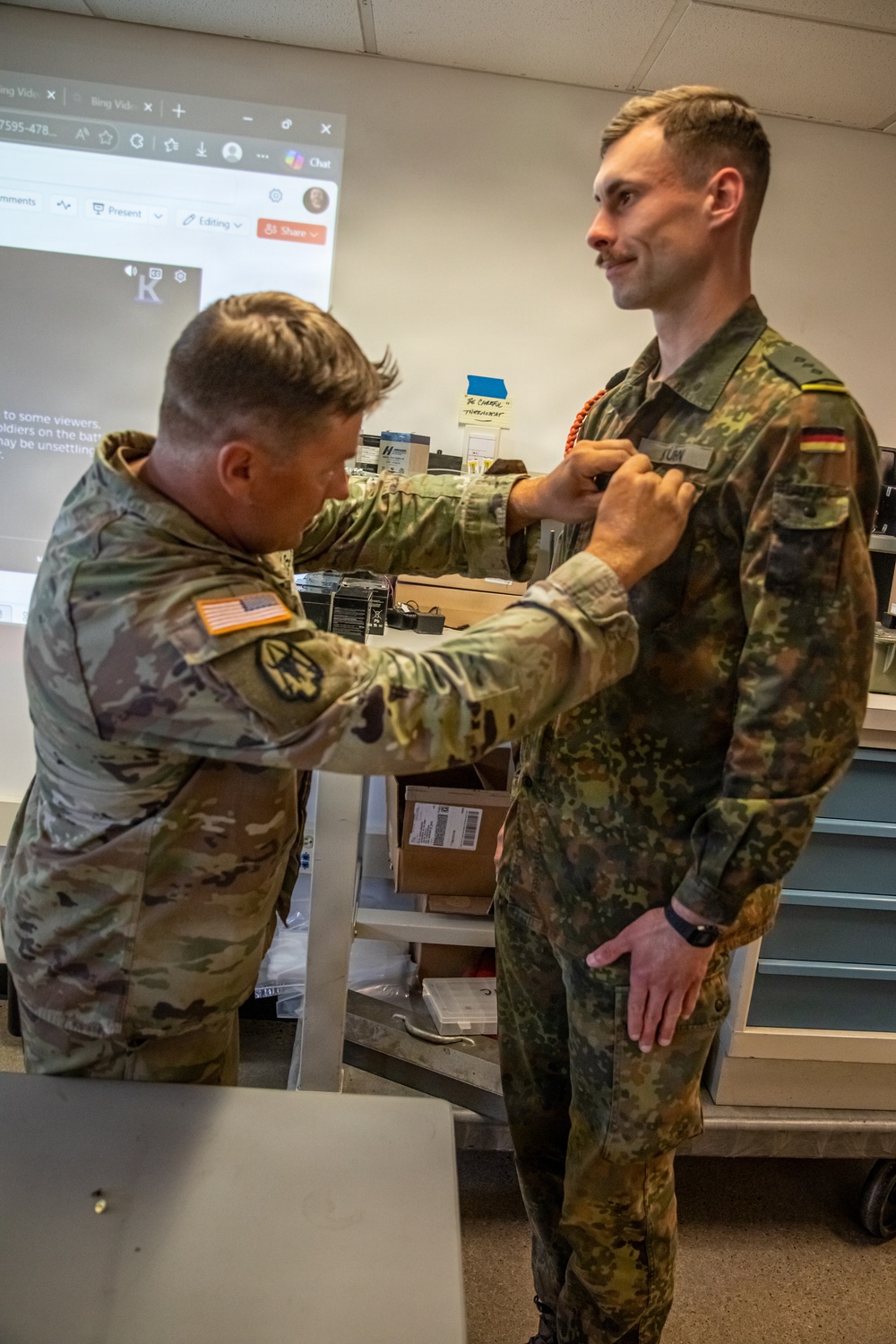 German Army Exchange Officer Presented with Army Marksmanship Badge
