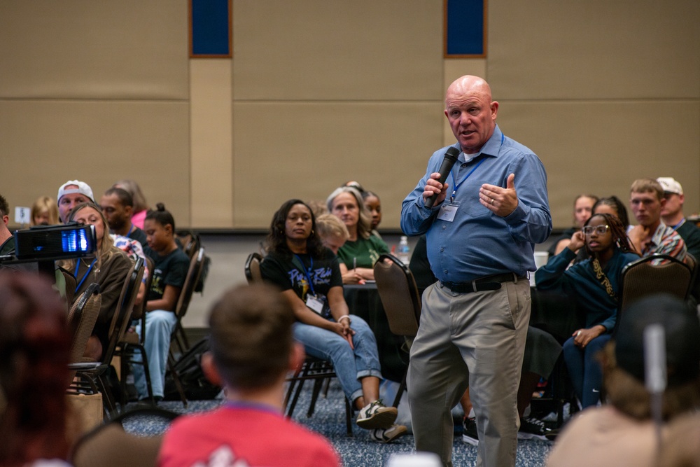 138 FW Builds Strong Bonds in Branson