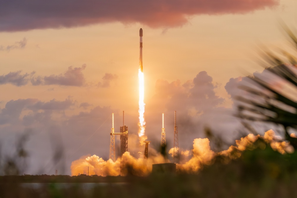 Starlink 10-43 Launches from Cape Canaveral Space Force Station