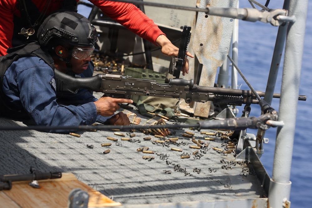 Kearsarge Conducts a live fire exercise