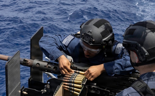Kearsarge Conducts Live-Fire Exercise