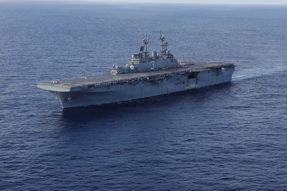 USS Kearsarge Transits Atlantic Ocean