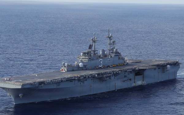 USS Kearsarge Transits Atlantic Ocean