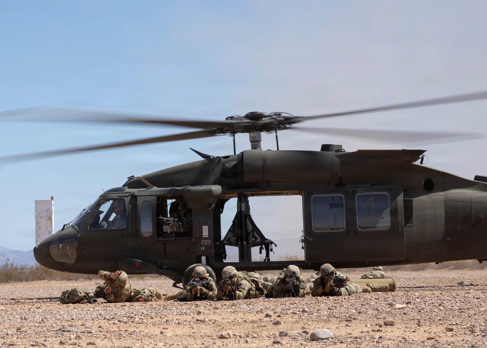 Arizona National Guard conduct air and ground tactical training