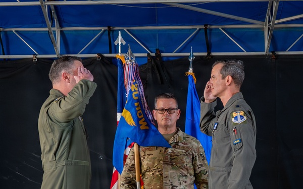 301st Rescue Squadron welcomes new commander