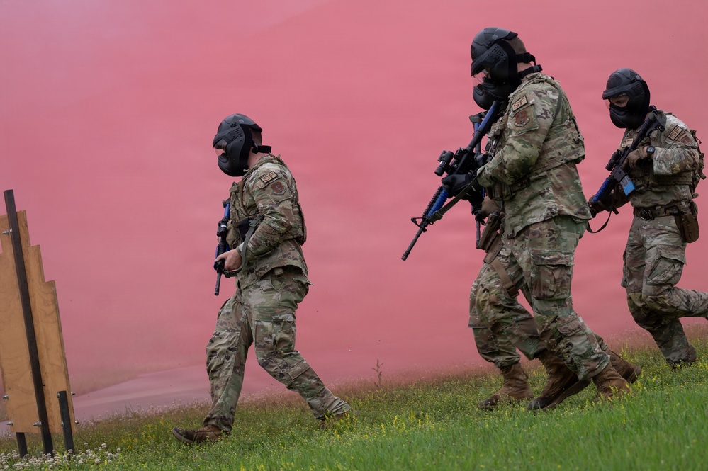 155th Security Forces Squadron Conducts Shoot, Move, Communicate Training