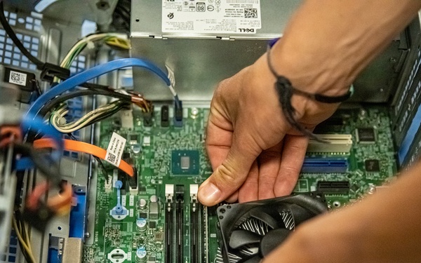 Turning Soldiers into Tech Specialists