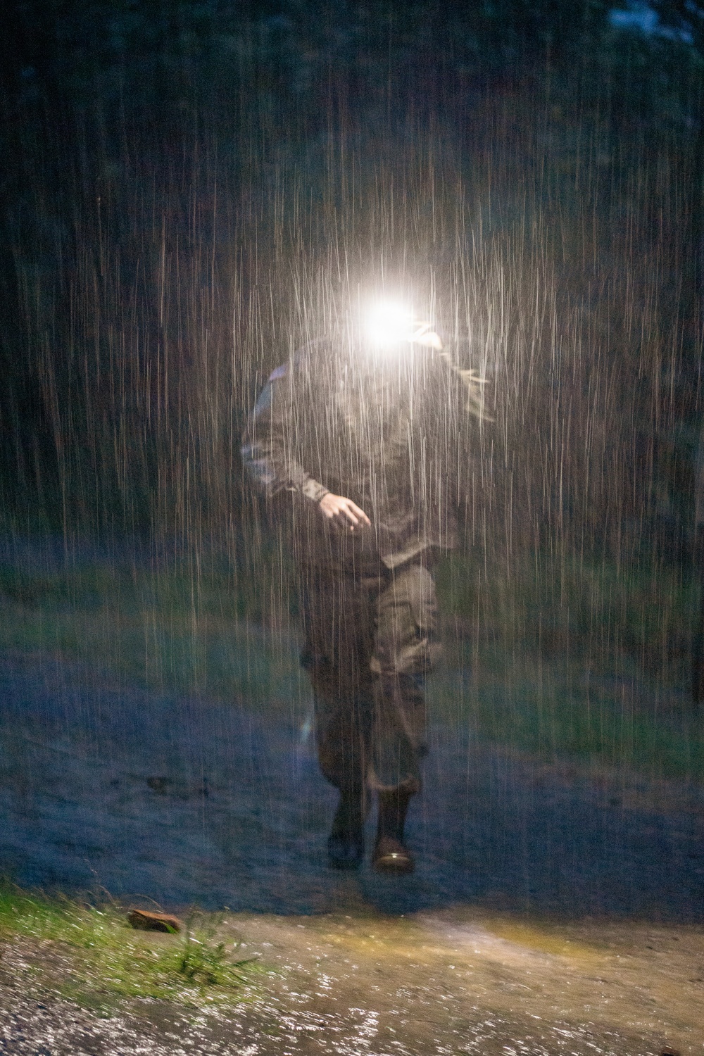 206th Field Artillery Conducts Night Fire During Annual Training