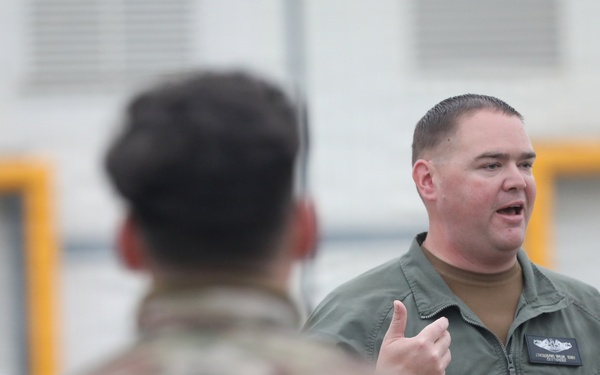 US Navy and Marine Corps propel 40th ID Soldiers towards readiness