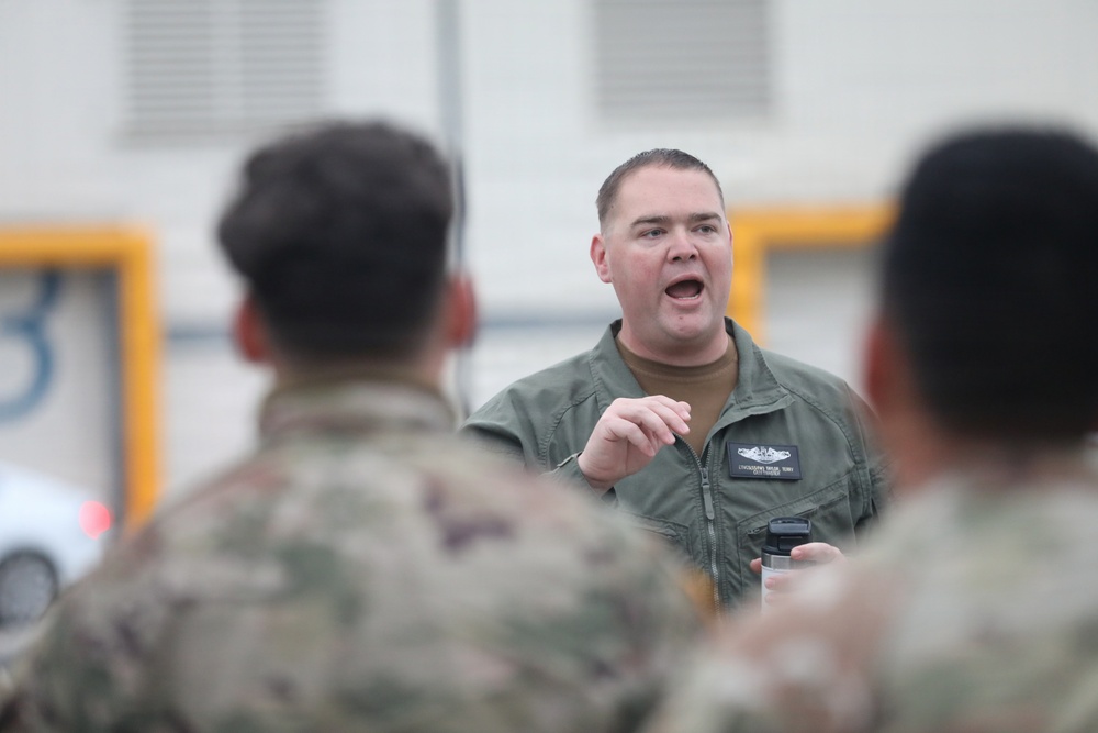 US Navy and Marine Corps propel 40th ID Soldiers towards readiness