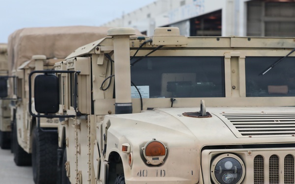 US Navy and Marine Corps propel 40th ID Soldiers towards readiness