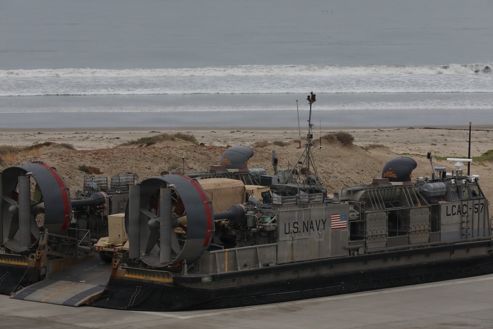 US Navy and Marine Corps propel 40th ID Soldiers towards readiness