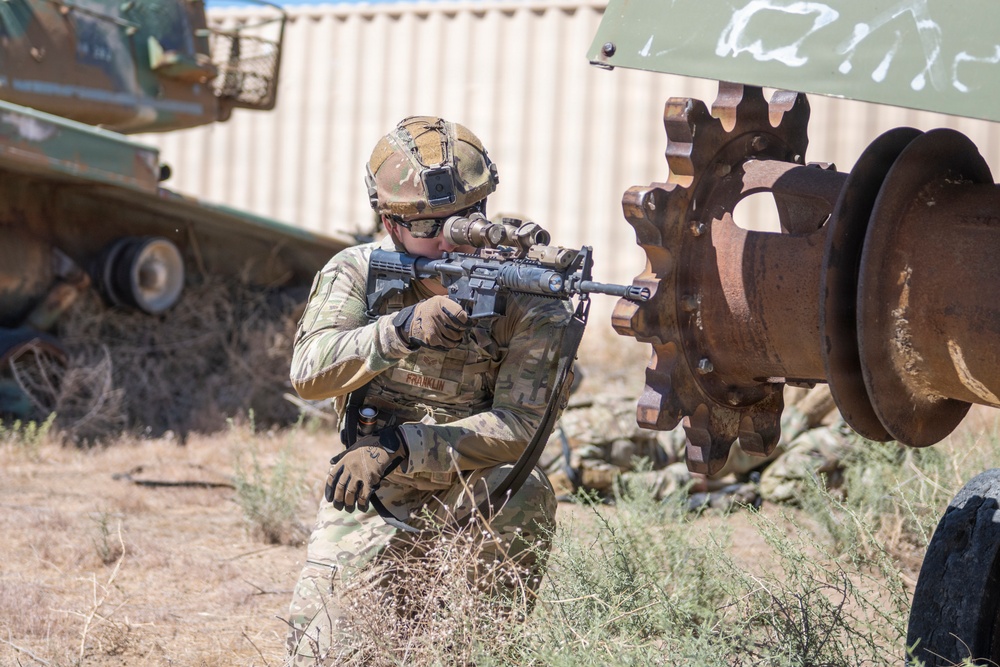 Security Forces Airmen enhance readiness through qualification training