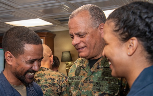 Dominican Republic Government and Military Leaders Visit Nimitz